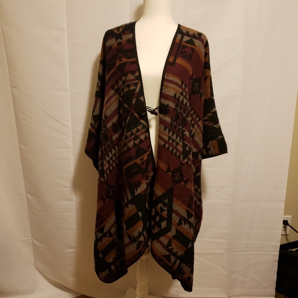 French Laundry Jackets & Blazers - French Laundry Wrap with front button